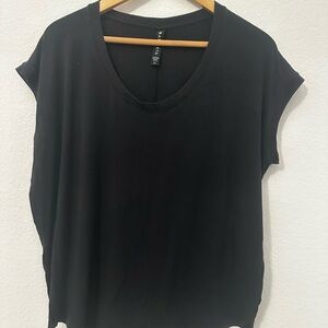 Athleta Classic Black Short Sleeve Tee